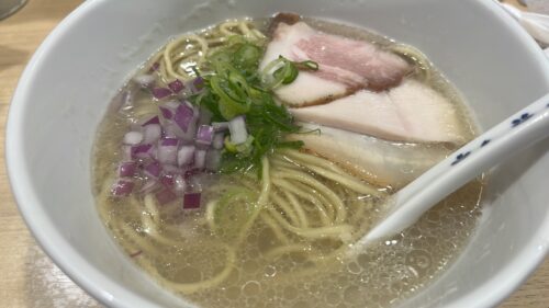 画像横なのに直さないおじさん